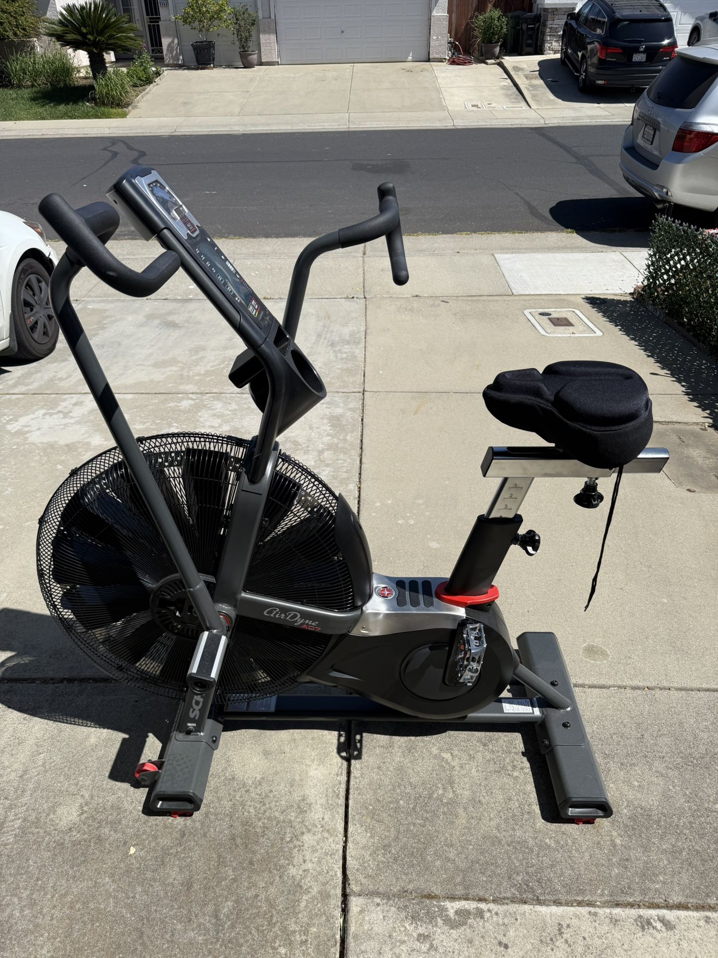 Schwinn Air Dyne Ad7 Exercise Bike