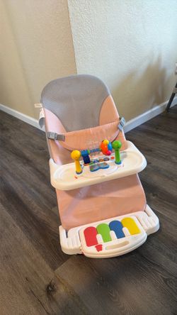 Cuddo Baby bouncer
