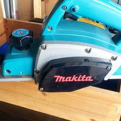 Makita Planer 