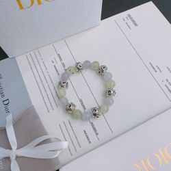 Multi-element pearl and agate bracelet
