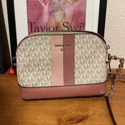 Michael Kors Cross Body 