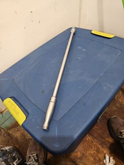 Snap on breaker bar