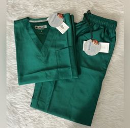 TI Scrubs Set Woman’s Size Small