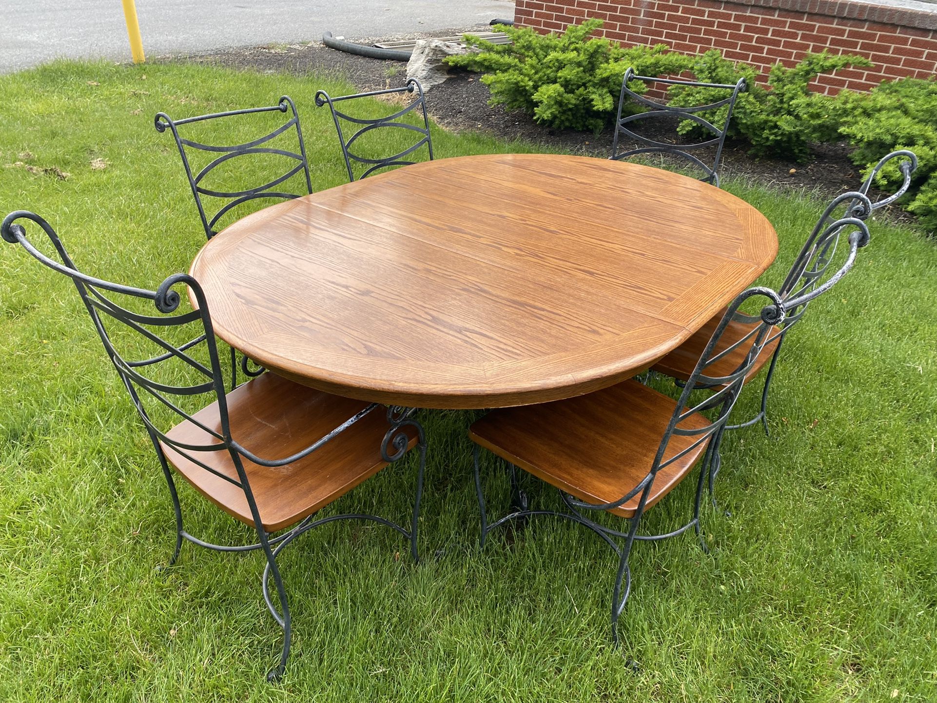 Gorgeous Iron & Wood Dining Table (54-72”) w/ 6 Chairs - VG, Cond. - Marietta, Pa Pick Up