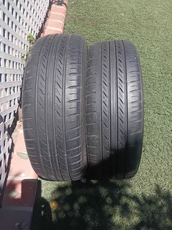 Par de rines y llantas 60x100 de vida 5 hoyos 195/65/15 Bolt Pater 5x100 para Corolla Jetta golf selica varios $60 obo
