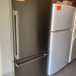 Hisense Refrigerator stainless steel freezer on the bottom $550 pick up in Decatur Georgia