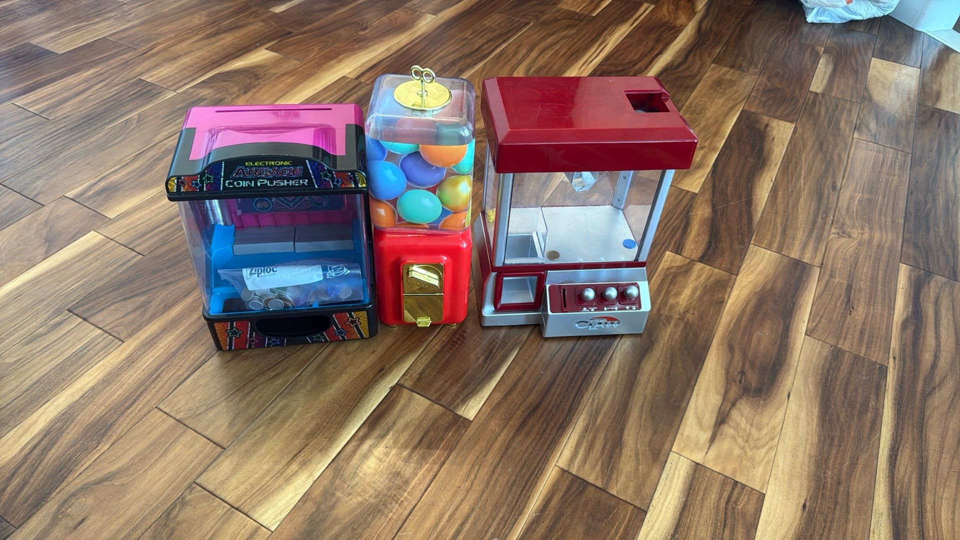 Kids Claw Machine And Arcade Games