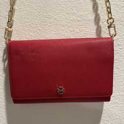 TORY BURCH Emerson Chain Wallet Crossbody Bag - Red Saffiano Leather