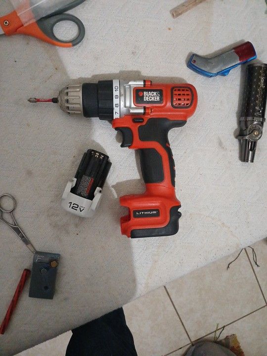 Black & Decker 12v Max Lithium Battery