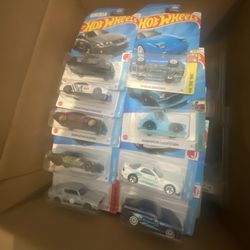 HOT WHEELS COLLECTION SELL/TRADE