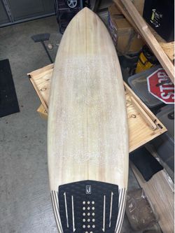 Surfboard, 6’2”