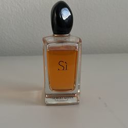 Si Giorgio Armani Perfume 
