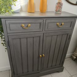 Solid Wood Gray Storage Cabinet – Elegant & Functional