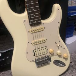 SQUIER BULLET STRAT GUITAR