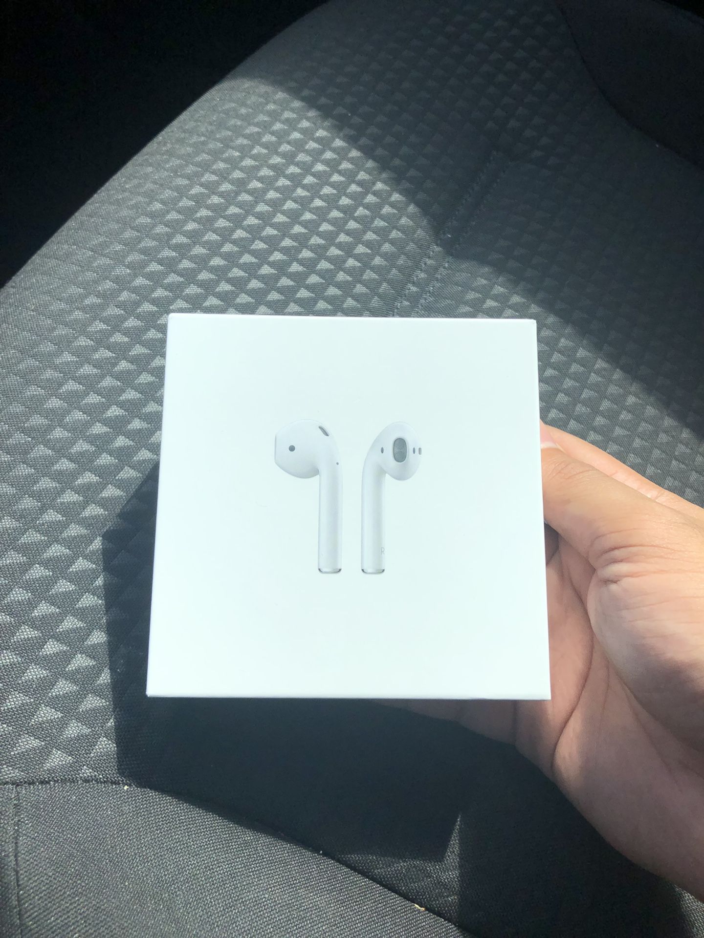 AirPods 2 (plastic sealed brand new)