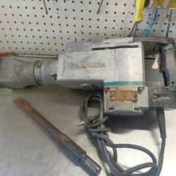 Makita Jack Hammer 