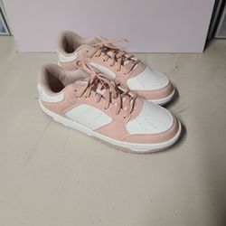 And1 Womens Low Top Basketball Sneaker Sz 9.5