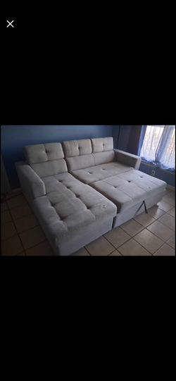 SALA PRACTICAMENTE NUEVA