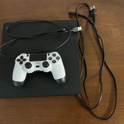 PS4 Slim