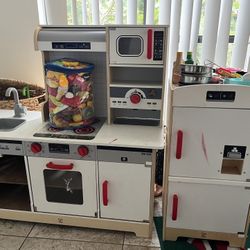 *PICK-UP TODAY* Wooden Play Kitchen+Food Toys