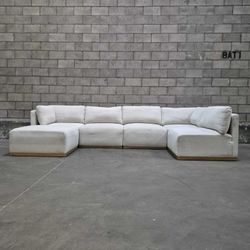 Henredon Murphy 6 piece modular sectional Retails $2100 at costco