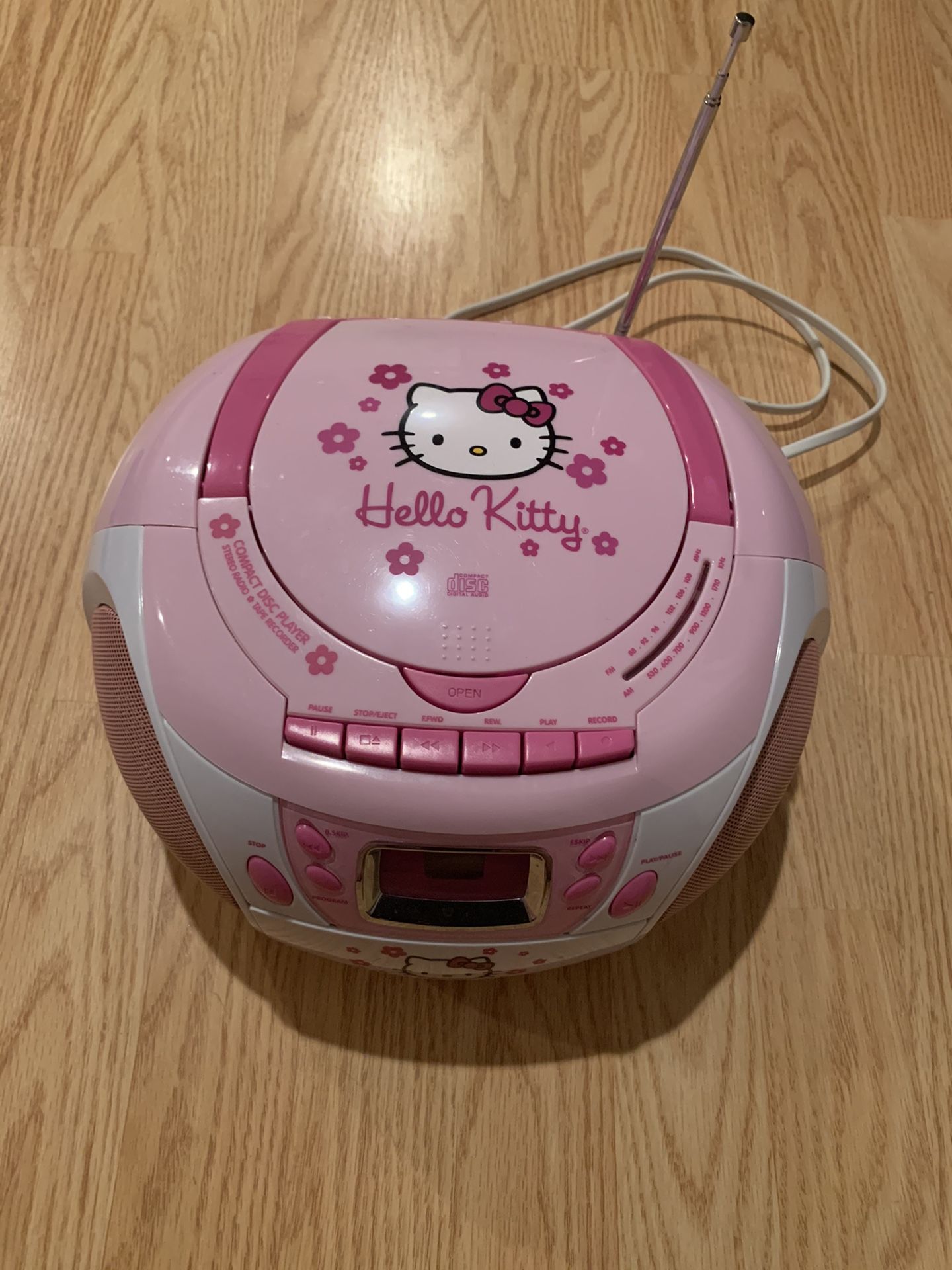 Hello Kitty CD Player and Radio