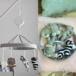 Pottery Barn Kids Knit Animal Nursery Mobile – Zoo/Jungle Theme