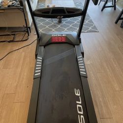 Sole F63 Treadmill
