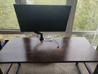 32" LG Monitor plus mount arm