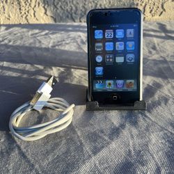 Apple iPod touch 8gb