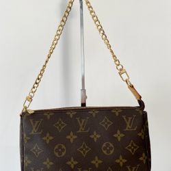 Louis Vuitton Pochette