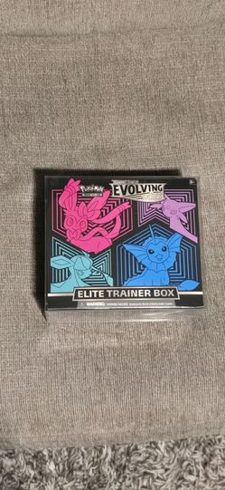 Evolving Skies Elite Trainer Box Sealed