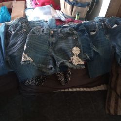 Lot Of Seven Pairs Of Size 10/12 Girls Jeans