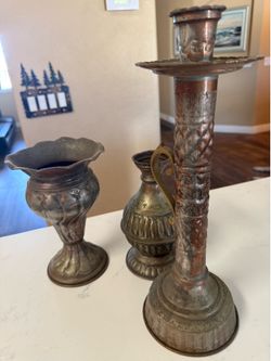 Vintage decorative pieces