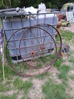 Antique Cast Iron Wagon Wheel