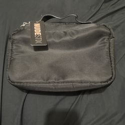 Nudestix Hanging Cosmetic Case