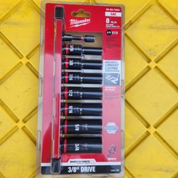 Milwaukee
SHOCKWAVE Impact Duty 3/8 in. SAE Deep Impact Rated Socket Set (8-Piece)
