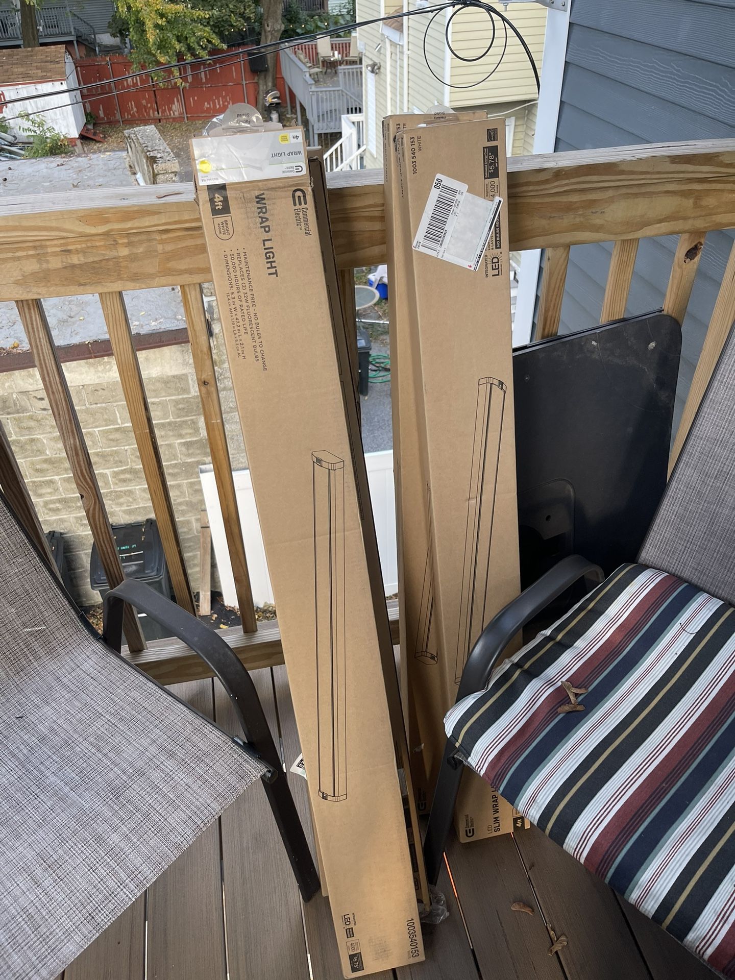 Integrated LED White Wraparound Light 4000K Bright White