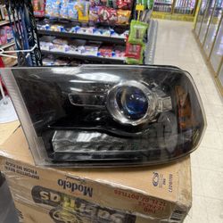 2015 Dodge Ram Headlights 