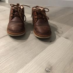 Mens Uggs Boots Size 8 