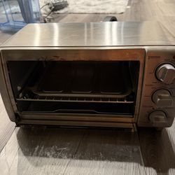 Black & Decker 4-Slice Stainless Steel Toaster Oven + Baking Pan