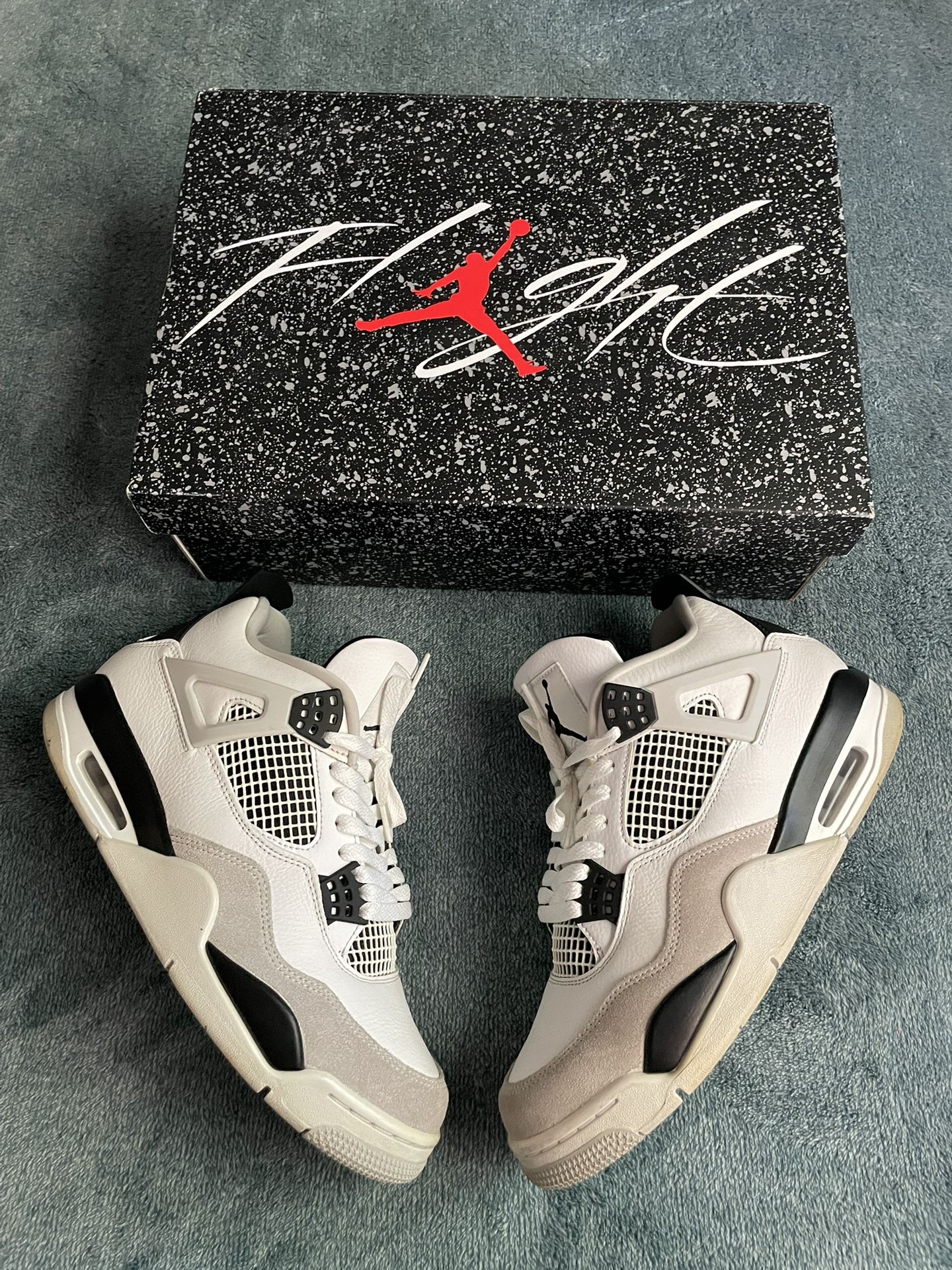 Jordan 4 Military Blacks