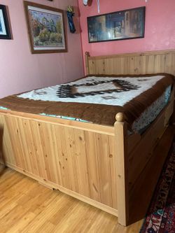 Queen Bed solid Pine , Excellent Condition