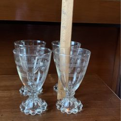 Vintage Wine Glasses 4.5” Tall