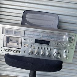 Music stereo equipment cassette player CD player audio equipment
