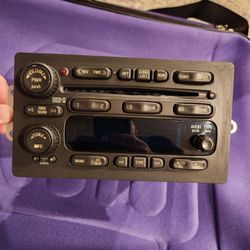 2005 Chevy Tahoe Stock Head Unit