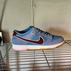Nike SB Phillies