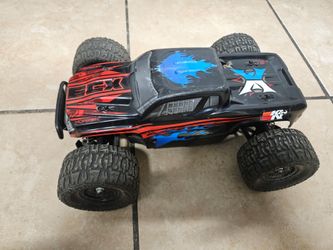ECX Ruckus 4x4 rc car with Prophet Sport Mini charger