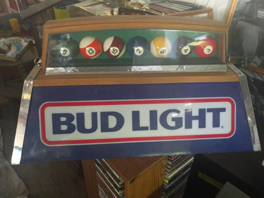 Bud Light Pool Balls Retro Bar Light