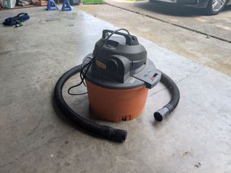 Ridgid Wet/Dry Shop Vacuum with Hose & Attachments